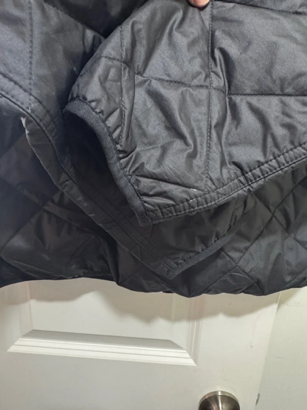 Patagonia Like New Black Diamond Quilted Hooded Puffer Jacket w/ Blue Zip Accent